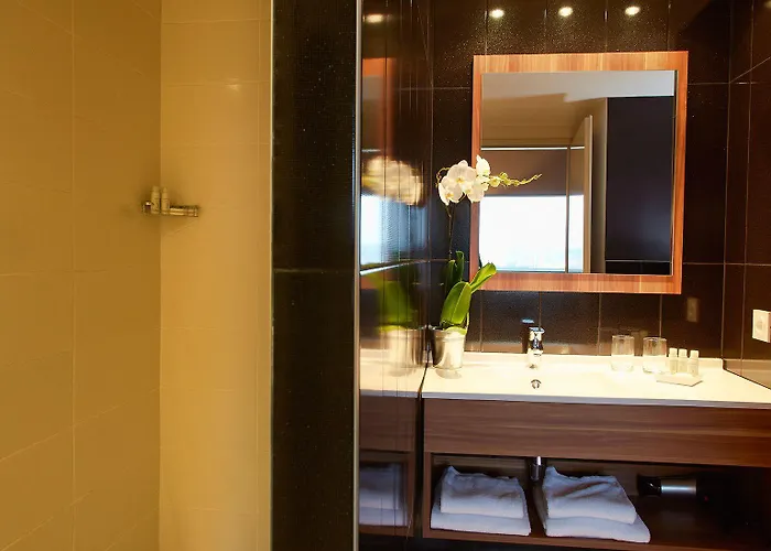 Hotell Western Atrium