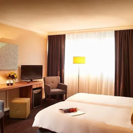 Western Atrium 4*