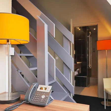Atrium Valence Hotel
