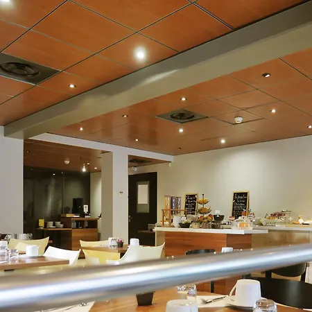 Atrium Valence Hotel 4*