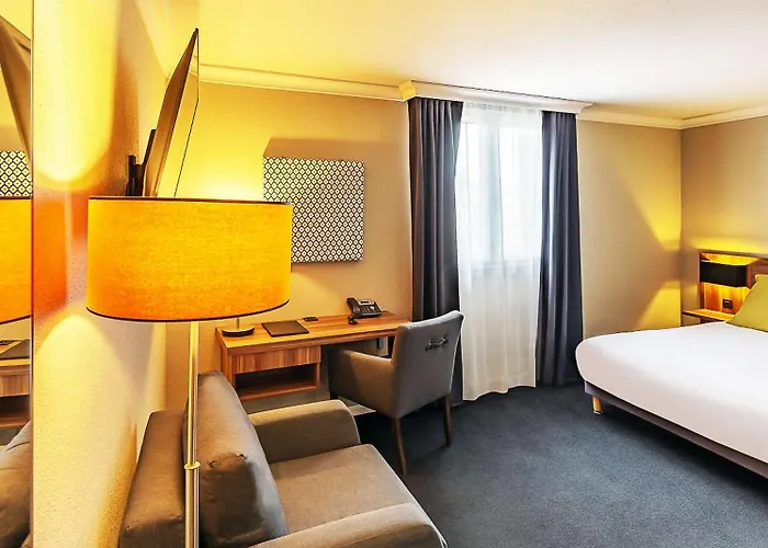 Western Atrium Hotel