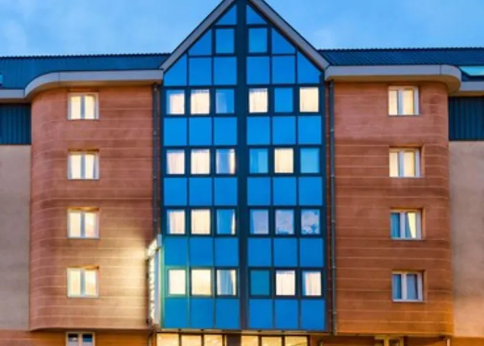 Western Atrium 4*